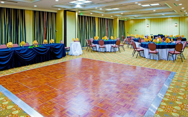 Holiday Inn Timonium Baltimore North by IHG