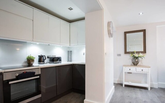 Notting Hill 2 Bedroom Apartment