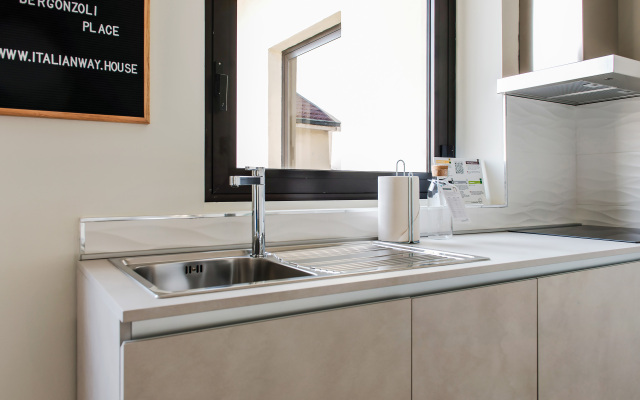 italianway Bergonzoli Place - MONO A - Swimming