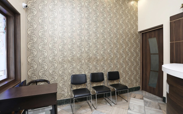 OYO 19379 Hotel Sai Palace