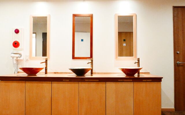 K's House Kanazawa - Travelers Hostel
