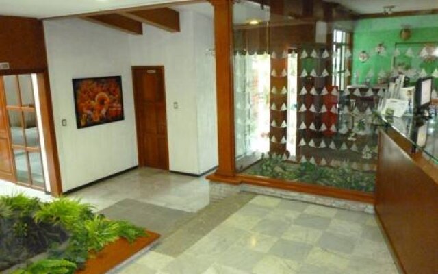 Hotel Q