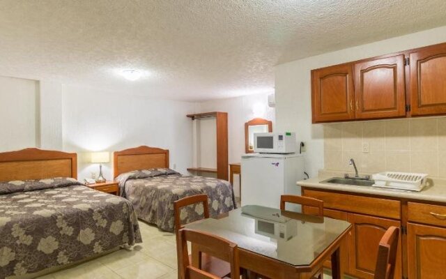 Suites Poliforum Inn