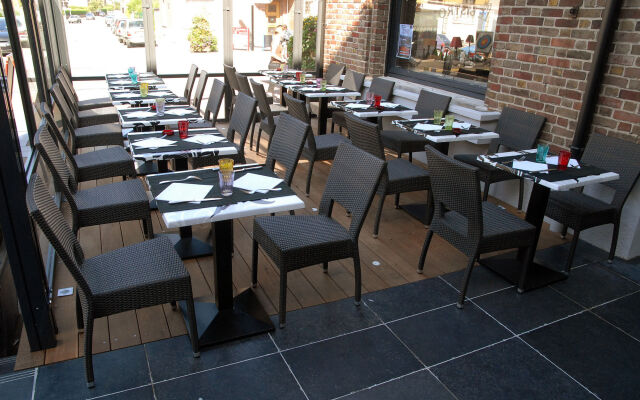 The Originals Boutique, Hôtel Auberge du Forgeron, Lille Sud