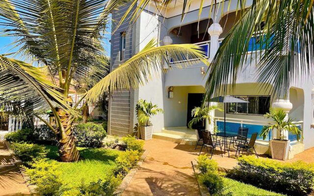 The Retreat Emerald Apartments Close to the Beach