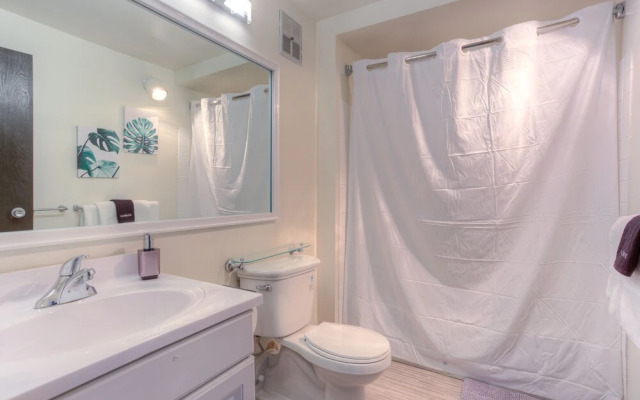 FRONTDESK 1431 Washington Blvd Apts Downtown Detroit