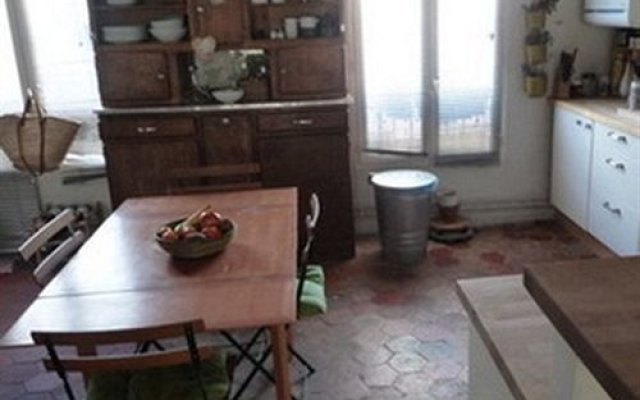 Bed And Breakfast Charonne 3