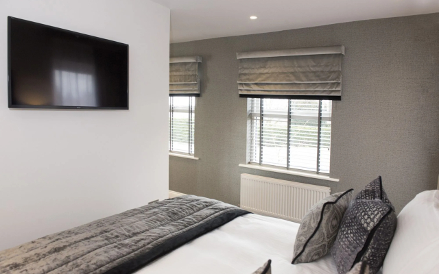 Roundthorn Country House and Luxury Apartments