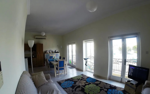 Senglea Seafront Apartment