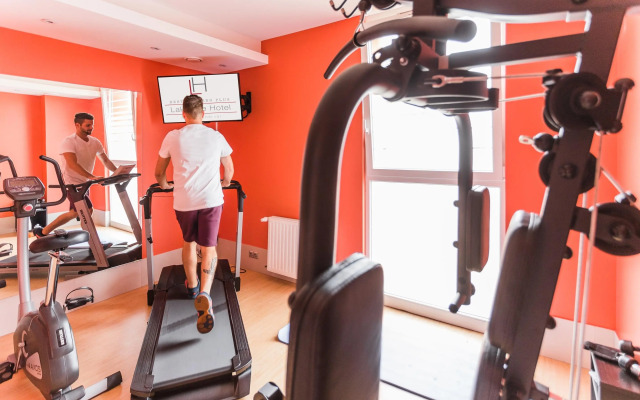 Best Western Bohemian Resort