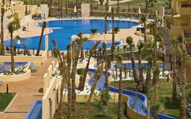 Apartamentos Serena Golf