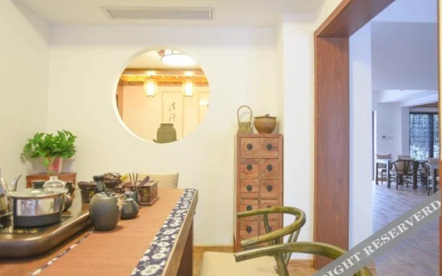 Floral Hotel·Suzhou Front Hall and Backyard Hotel (Pingjiang Road Store)