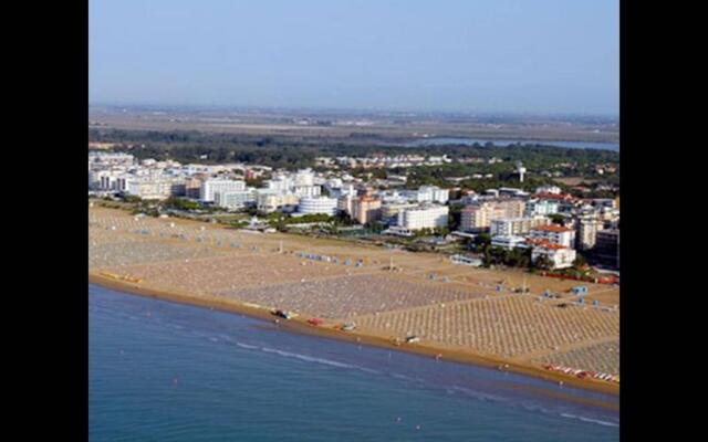 Comfy Seafront Apartment - Beahost