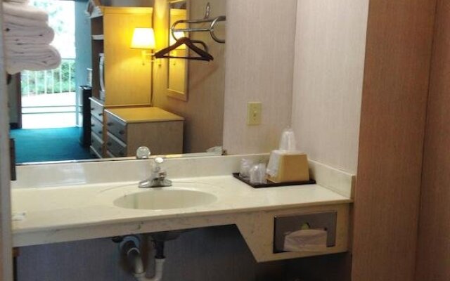 Royal Inn at USC and Fort Jackson Columbia