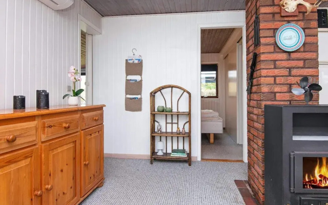 6 Person Holiday Home in Hemmet