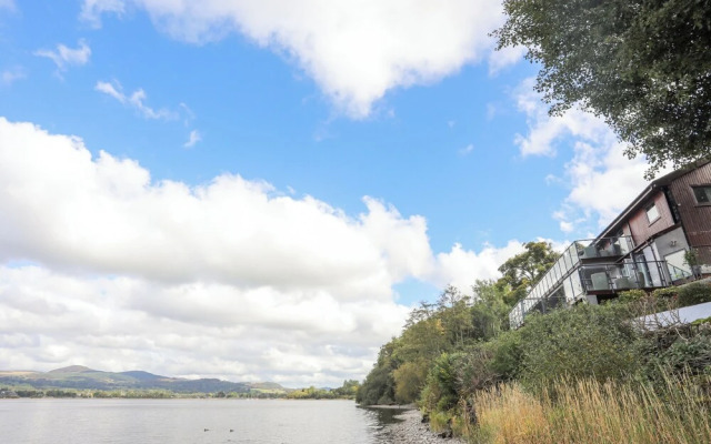 Tegid Lakeside - Bala Lake