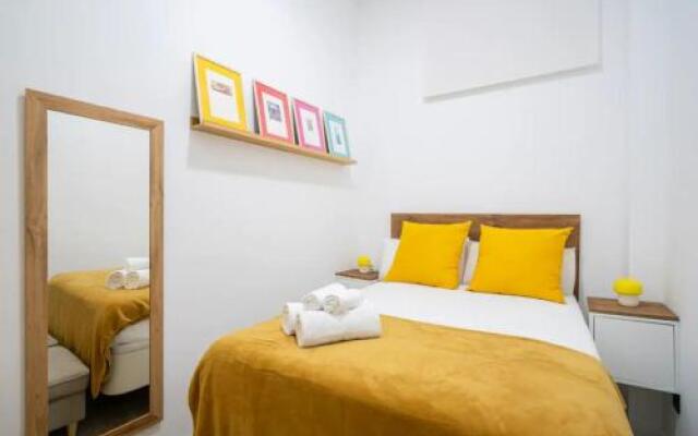 Apartamento Amarillo En Atocha