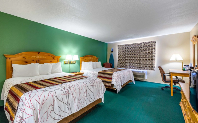 Royal Inn & Suites