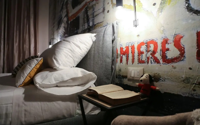 Urban Rooms