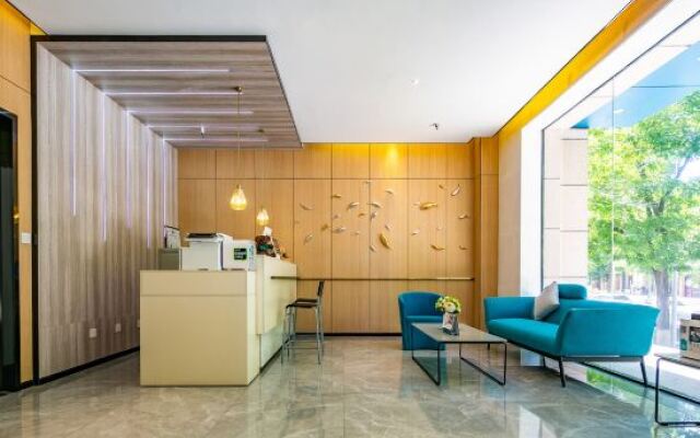 Yiju Hotel