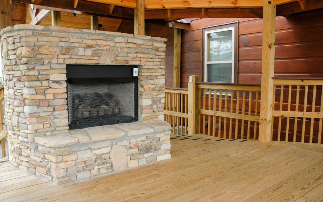 THE PINNACLE - 6 Br Cabin