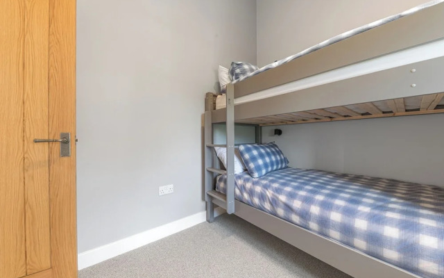 No 2 The Coach House