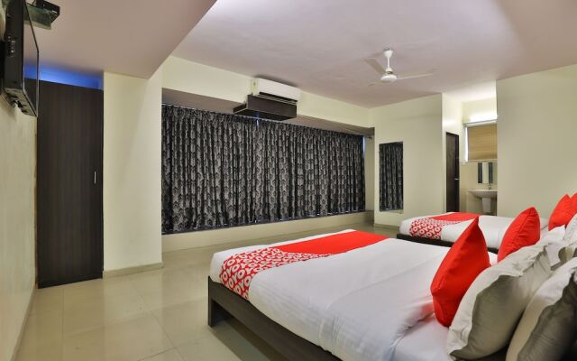 Siddhi Vinayak Rooms By OYO Rooms