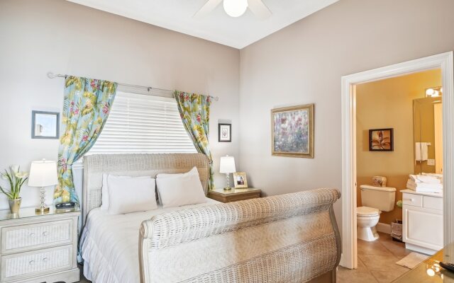 Oceania 907 3 Bedroom Condo by RedAwning