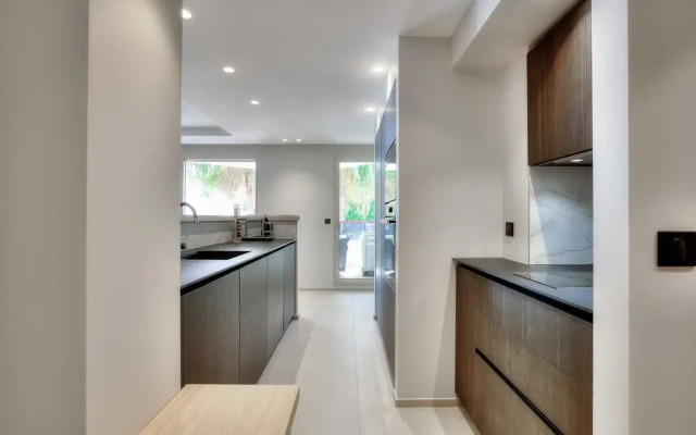 Luxury Flat With Balcony - 2br/6p - Cannes
