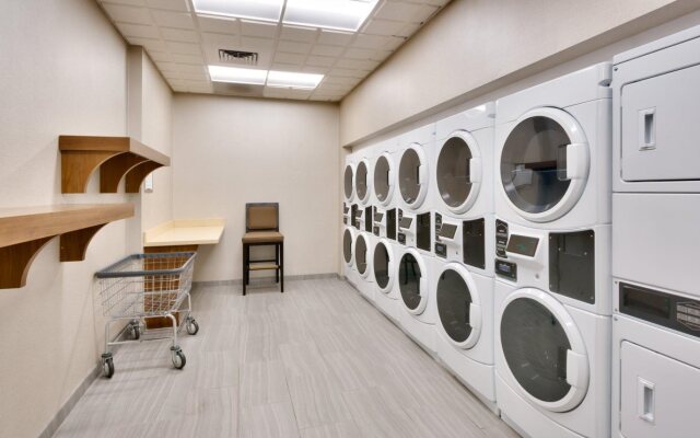 Staybridge Suites Gainesville I-75 by IHG