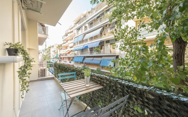 Athens Bright Suite by Cloudkeys