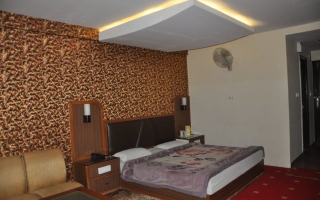 Hotel Sukh Sagar Regency