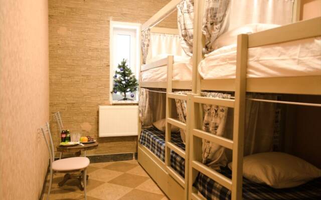 Novichok - Hostel