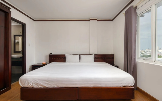 Brody Beach Hotel