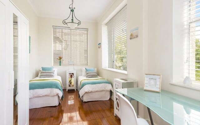 Elegant Cremorne Point Apartment - MILS5
