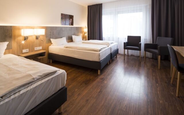 BASE1 Hotel Grenzblick