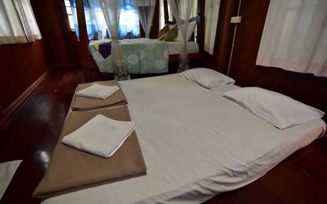 Petch Jed Sao Noi Resort