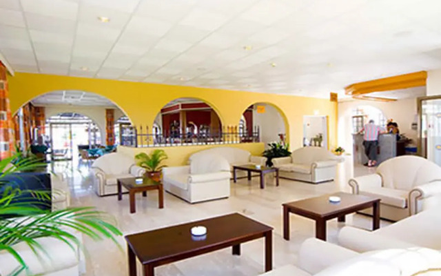 Cosmelenia Hotel Apartments