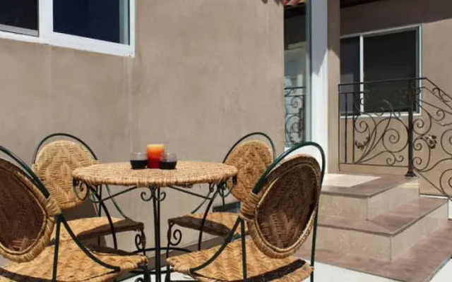Glendale Guest House
