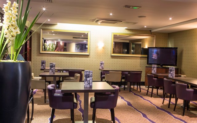 Crowne Plaza London Ealing, an IHG Hotel