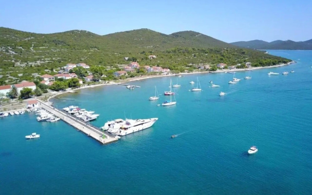 Ante - 30 m From Beach - H