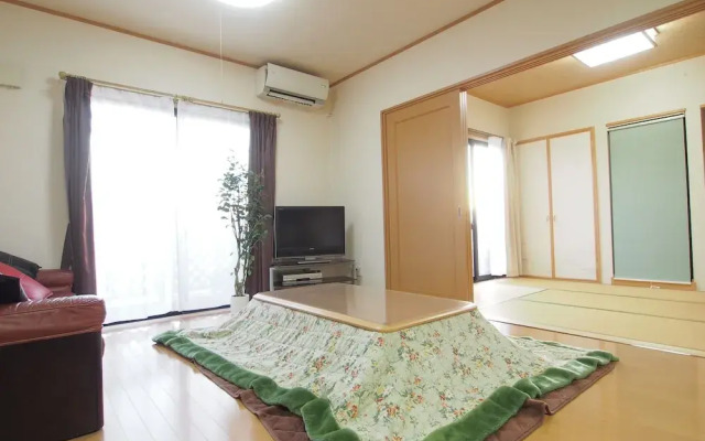 Okazaki House up to 8 People