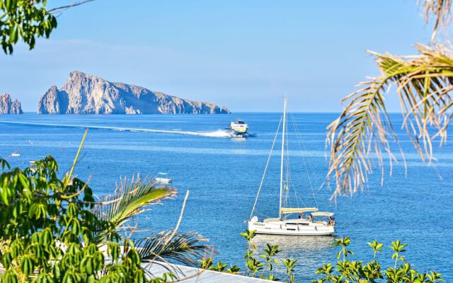 Hotel Eunymos - Trattoria Da Francesco Panarea