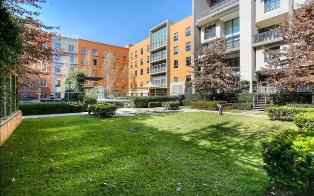 Melrose Arch Luxury Apartment