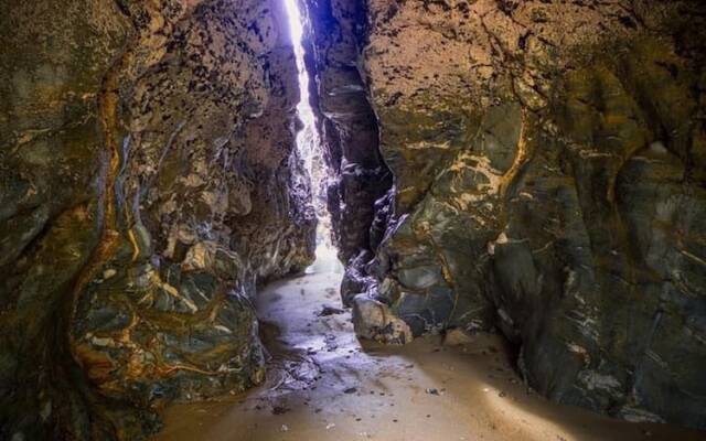 Cosy Shepherds Hut nr Kynance Cove