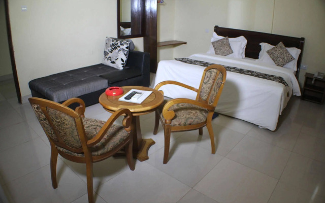 Varlek Hotel