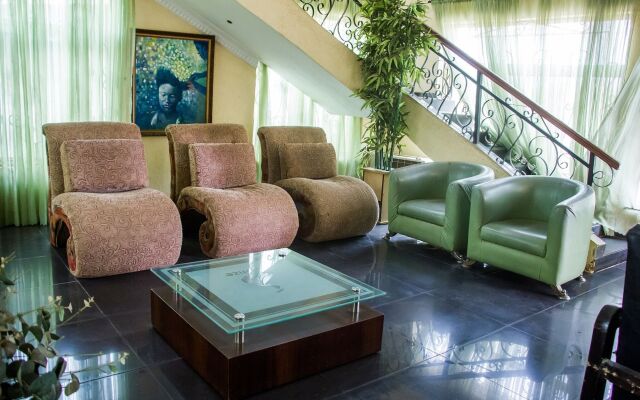 Allonze Hotel