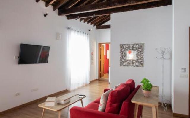 Suites & Apartments Calle Real