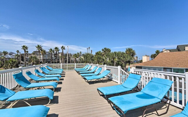 Refreshing Galveston Condo w/ 2 Balconies!