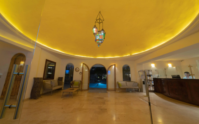 Club el Moro Hotel Suites